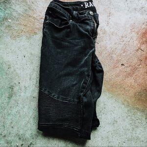 ✨ Bundle 5 items for $10!✨Raw X Black Jeans